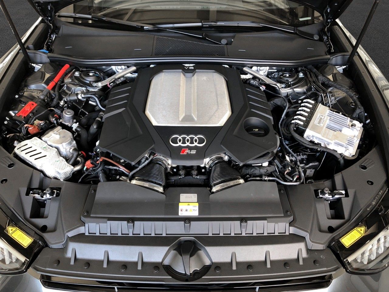Audi RS 6 Avant tiptronic B&O+MATRIX+SITZHEIZUNG+RS