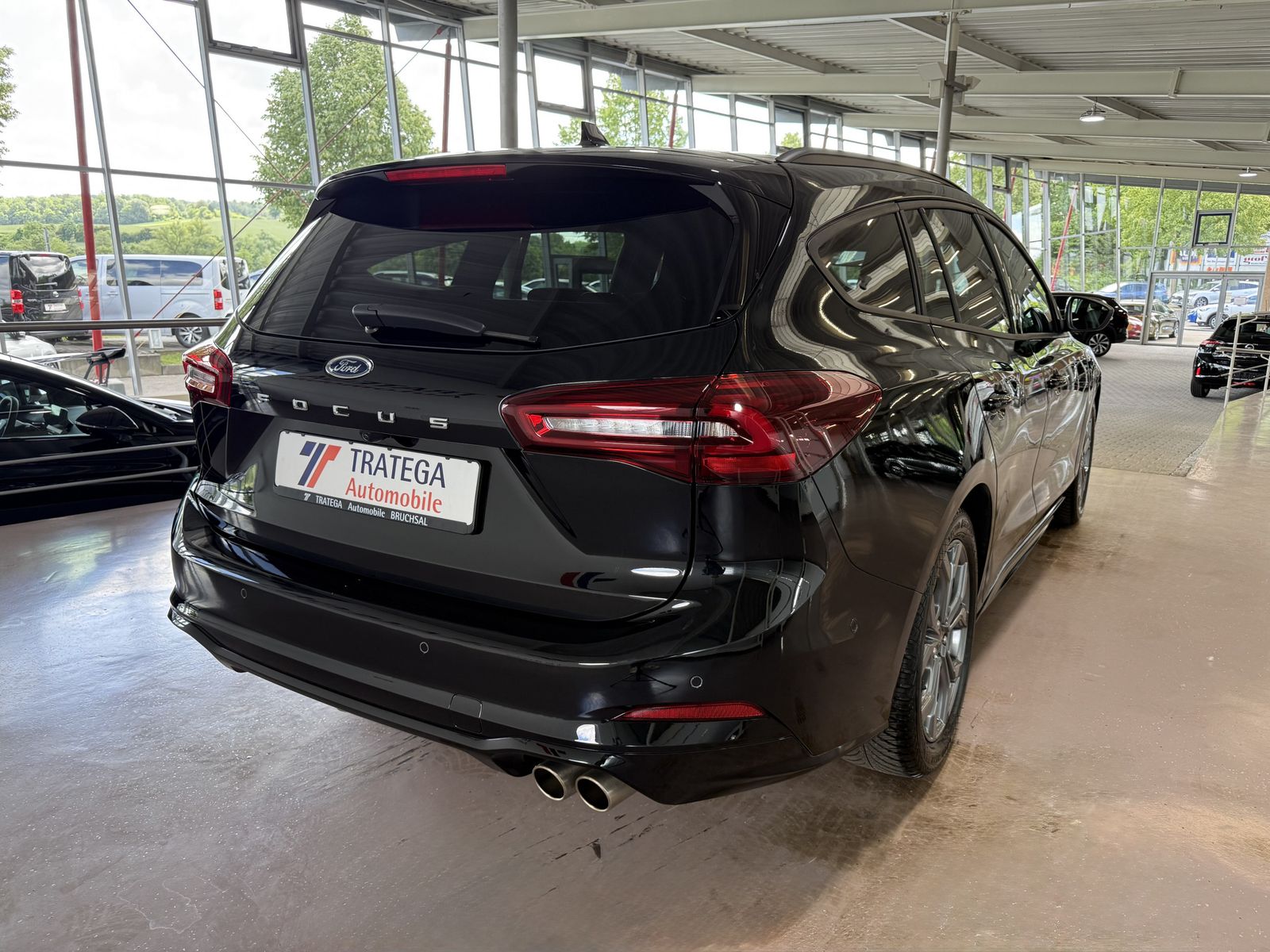 Ford Focus Turnier ST-Line X ACC AHK GJR Head Up LHZ