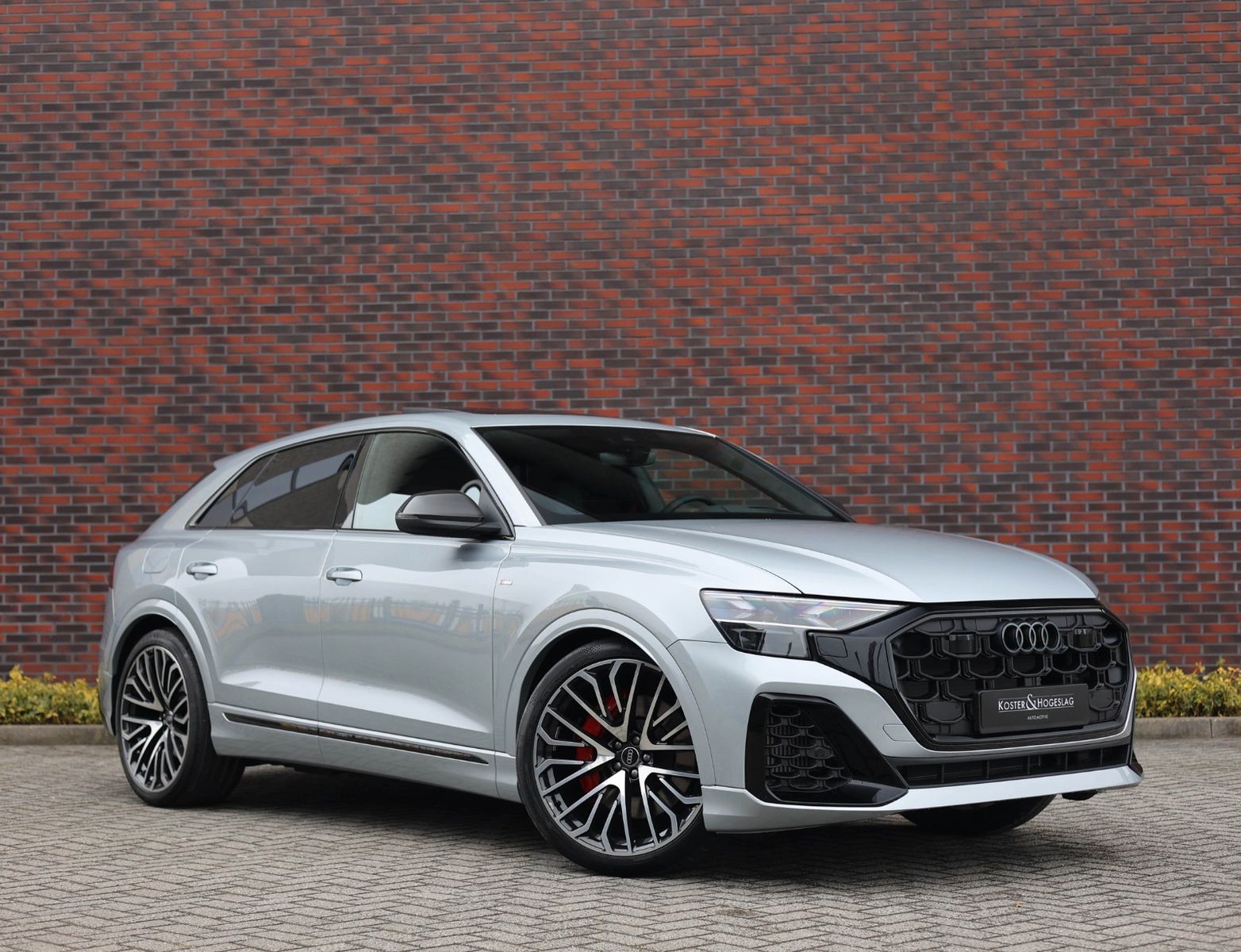 Audi Q8 60 TFSIe Quattro - Samsaru's Car Outlet