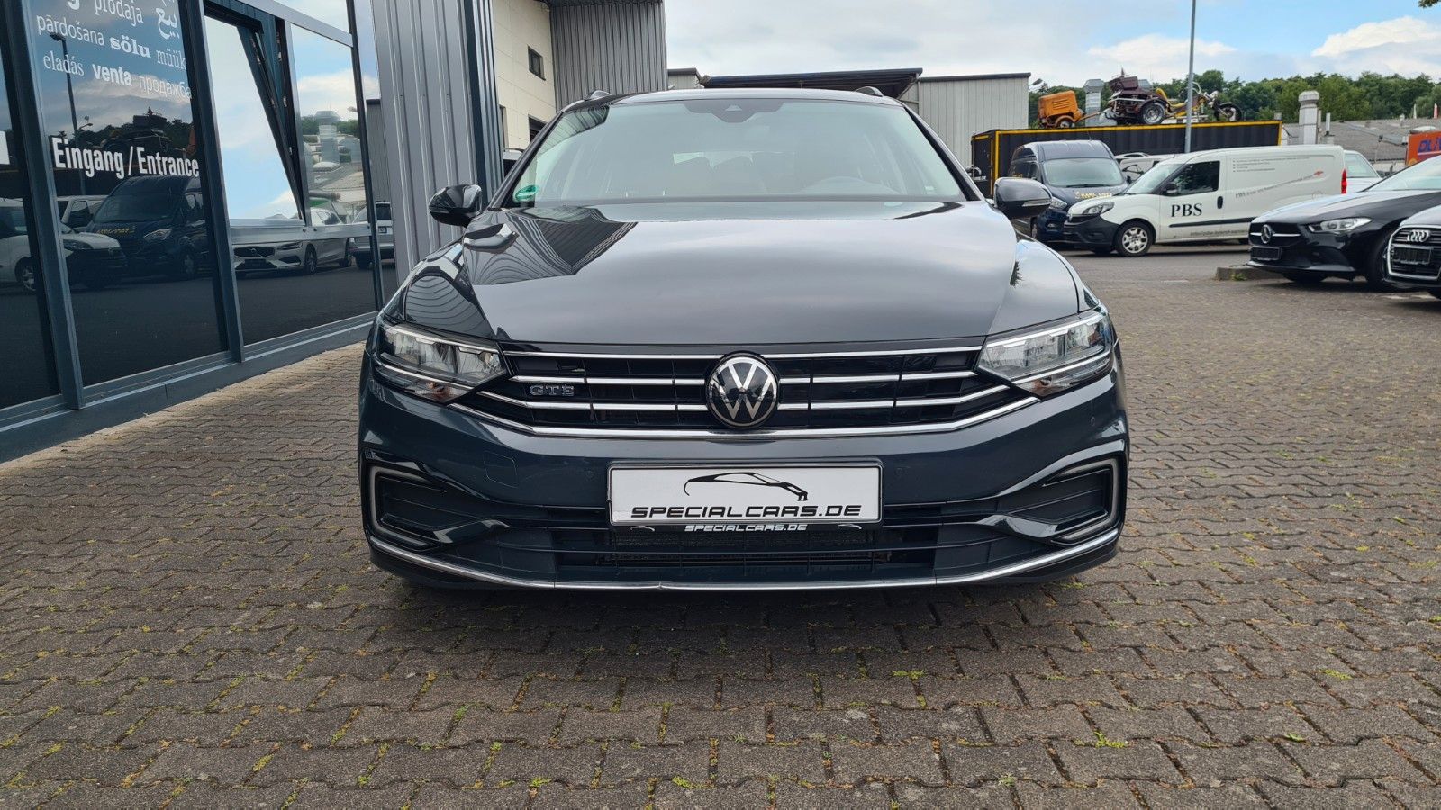 Volkswagen Passat Variant GTE - Samsaru's Car Outlet