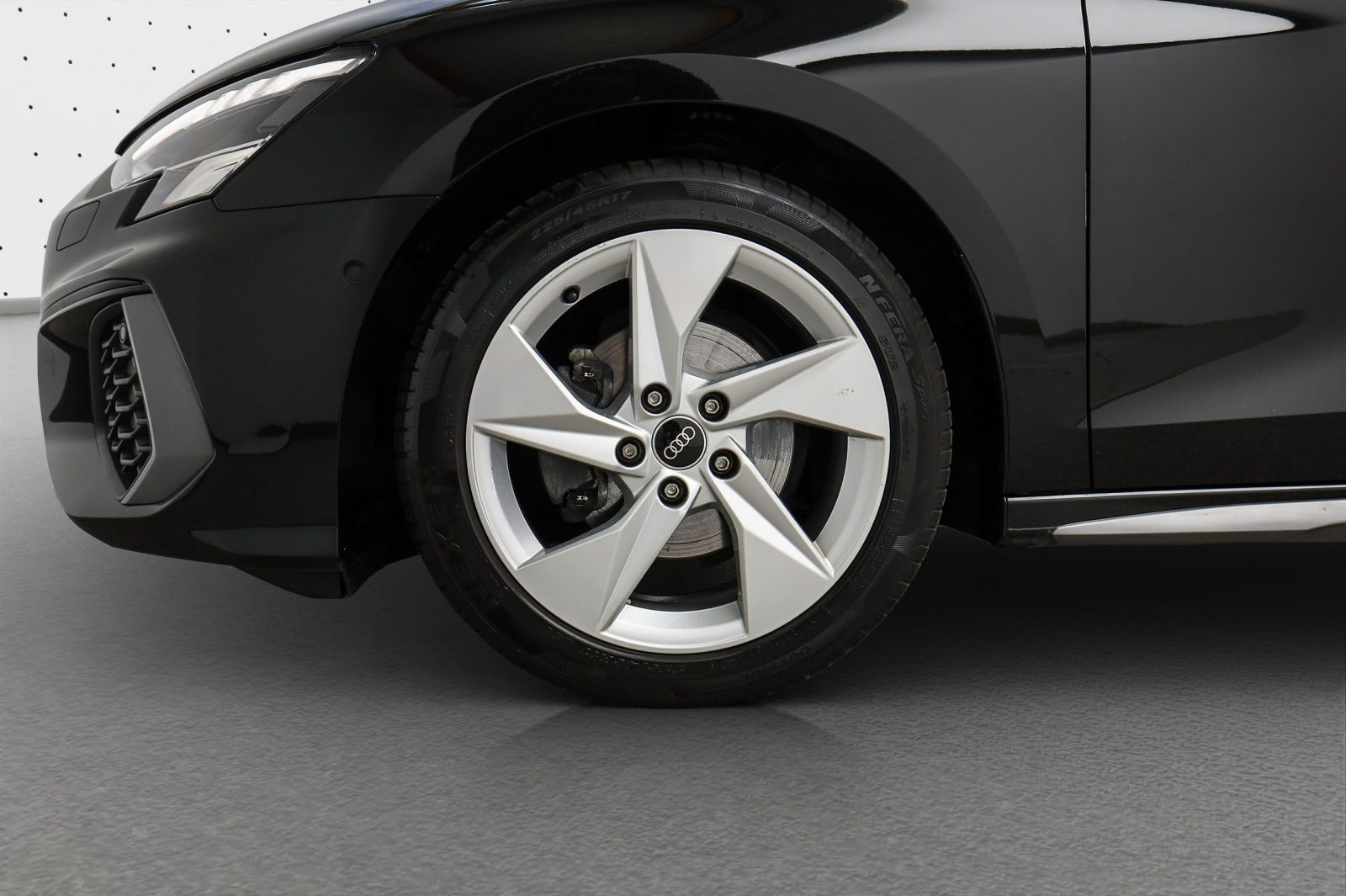 Audi A3 Sportback S line 35 TFSI - Samsaru's Car Outlet