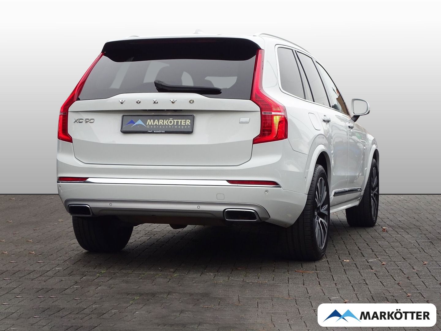 Volvo XC90 Inscription Recharge Plug-In Hybrid AWD 7-S