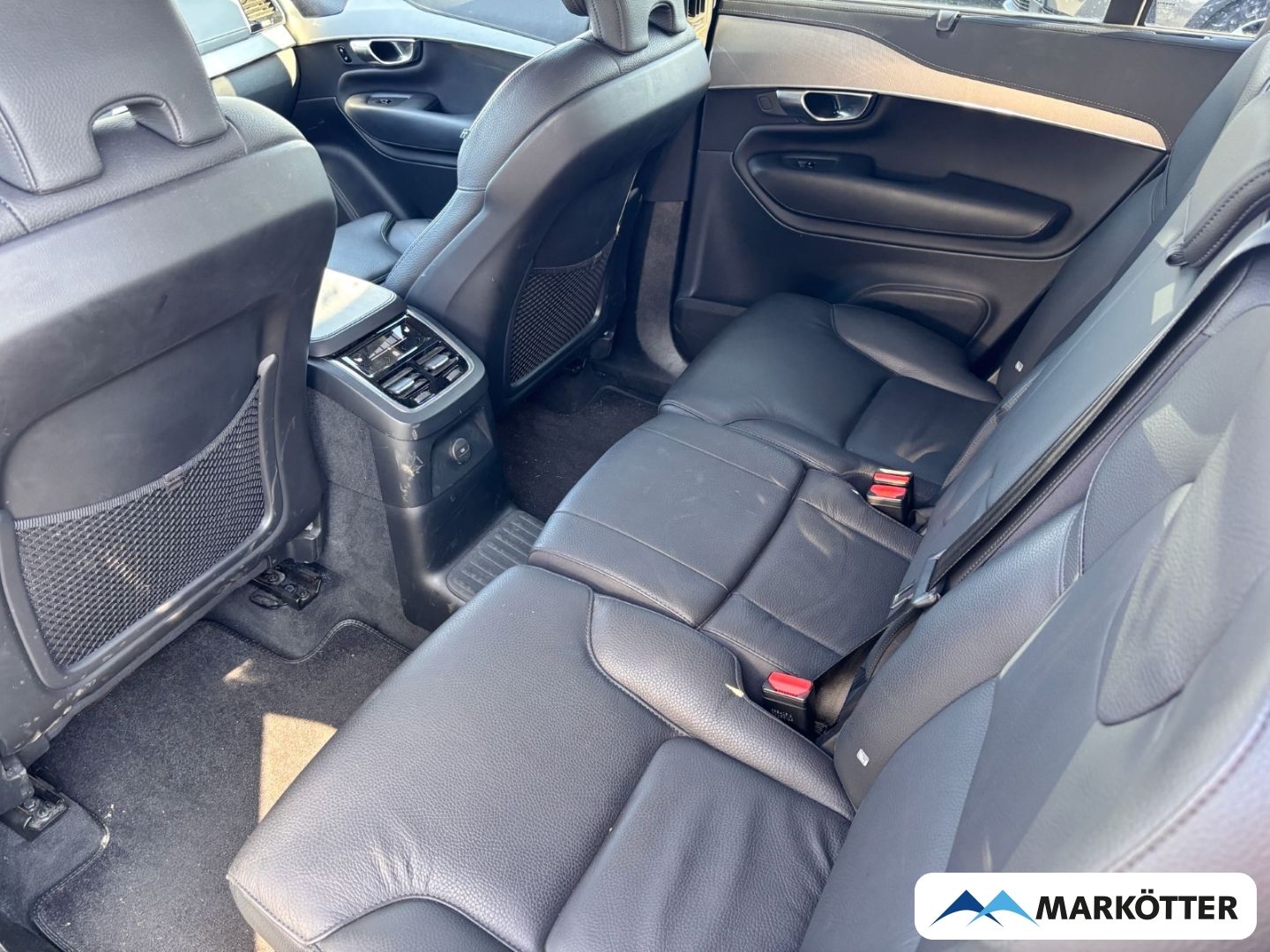 Volvo XC90 T8 AWD Plus Dark Recharge 7-Sitzer ACC/AHK