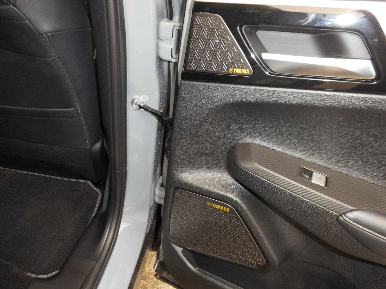 Mitsubishi Outlander 2.4 PHEV 4WD Top