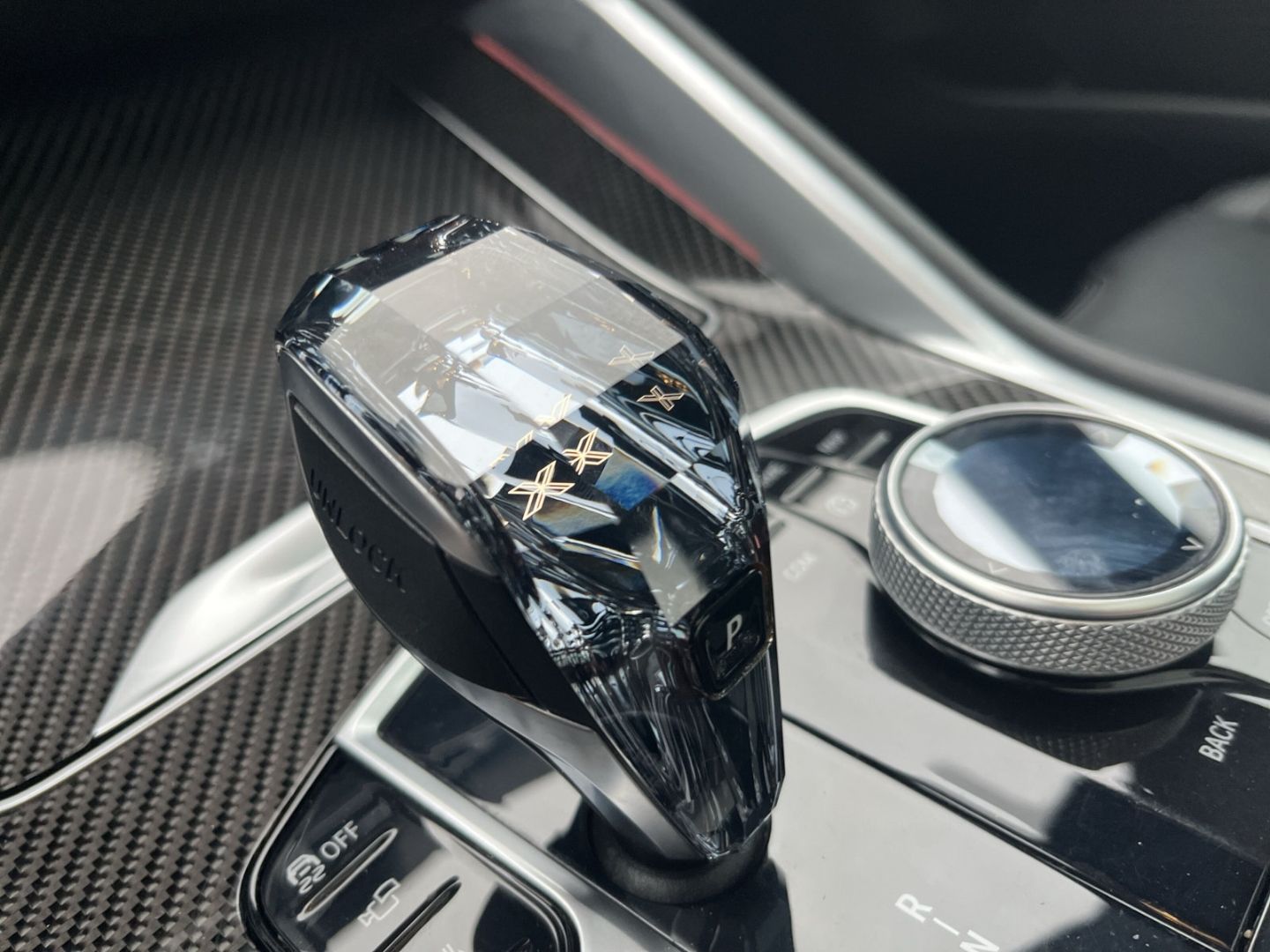 BMW X6 xDrive40d/M Sport/HUD/StHZG/AHK/BowersWilkins
