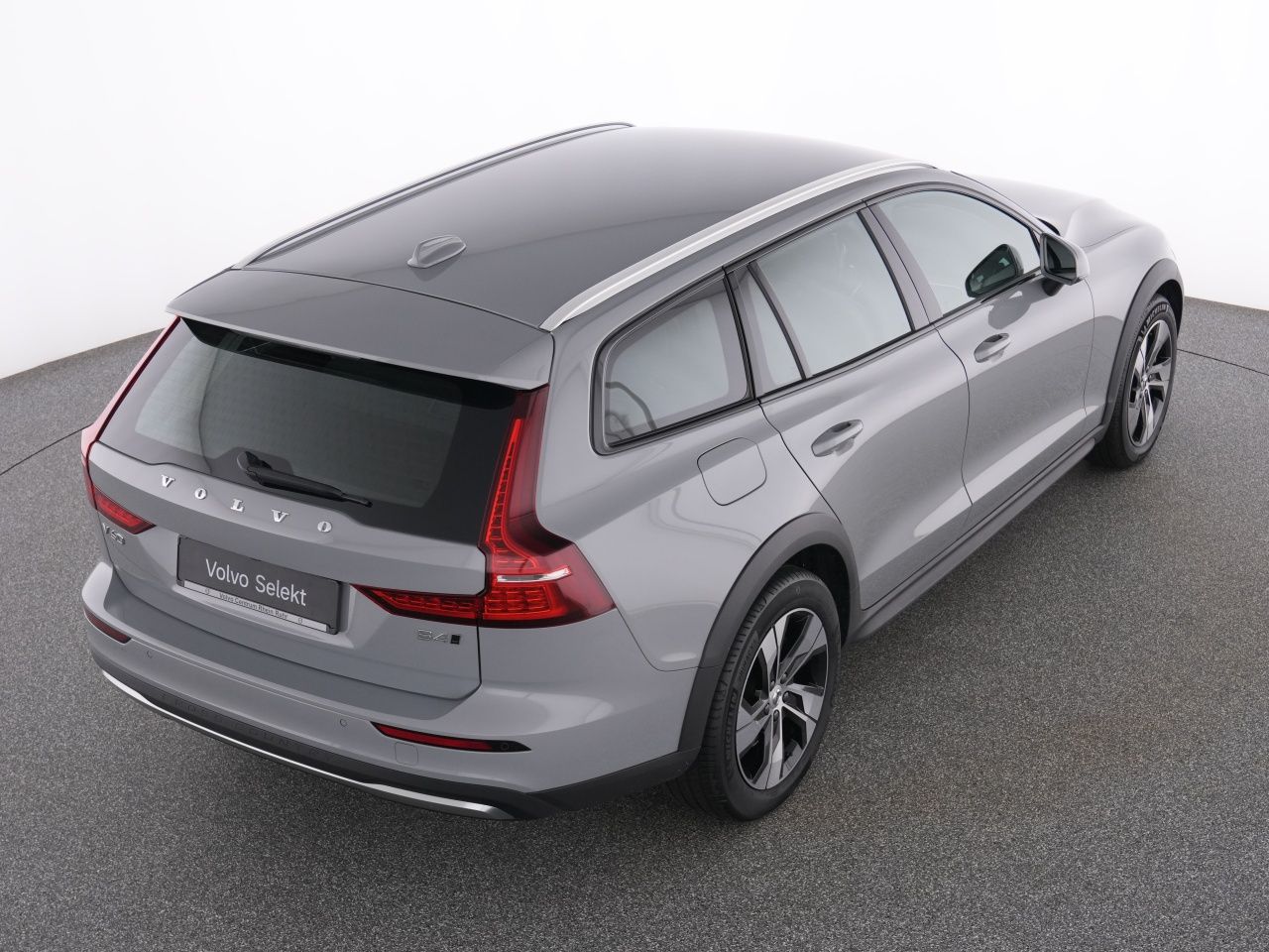 Volvo V60 Cross Country B4 AWD Plus+WINTERPAK+RFK+