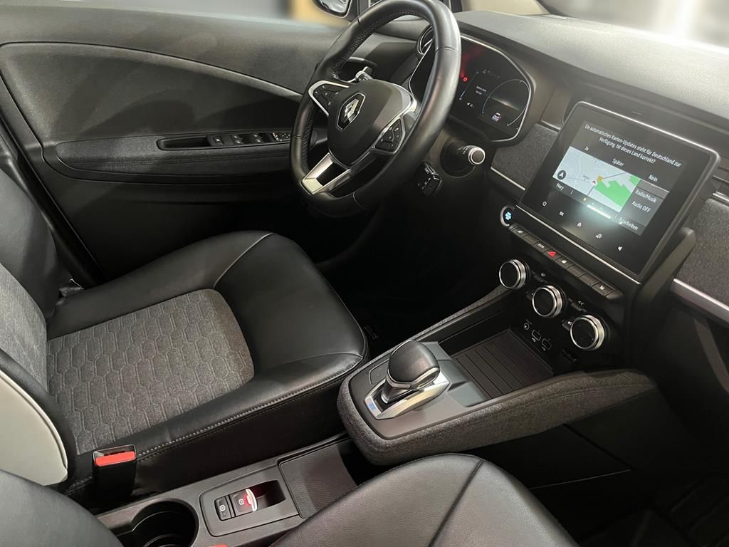Renault ZOE Intens Z.E. 50 - Samsaru's Car Outlet