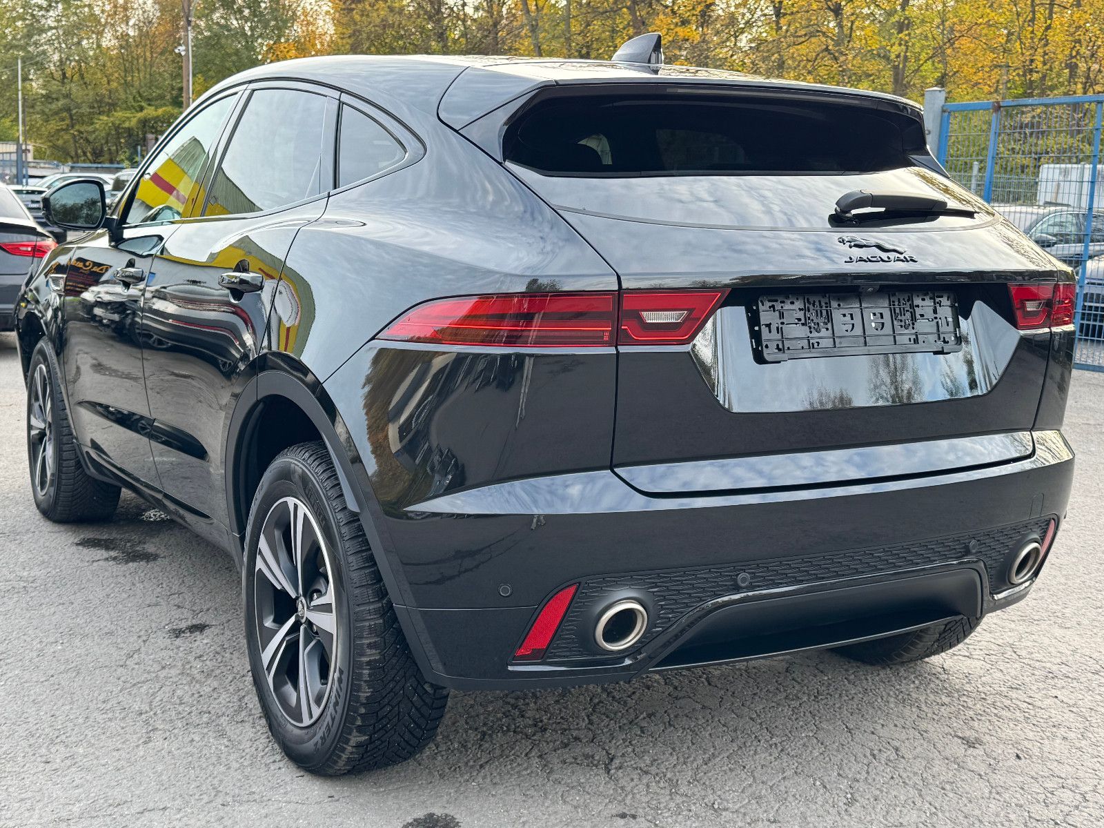 Jaguar E-Pace E-PACE R-Dynamic HSE AWD
