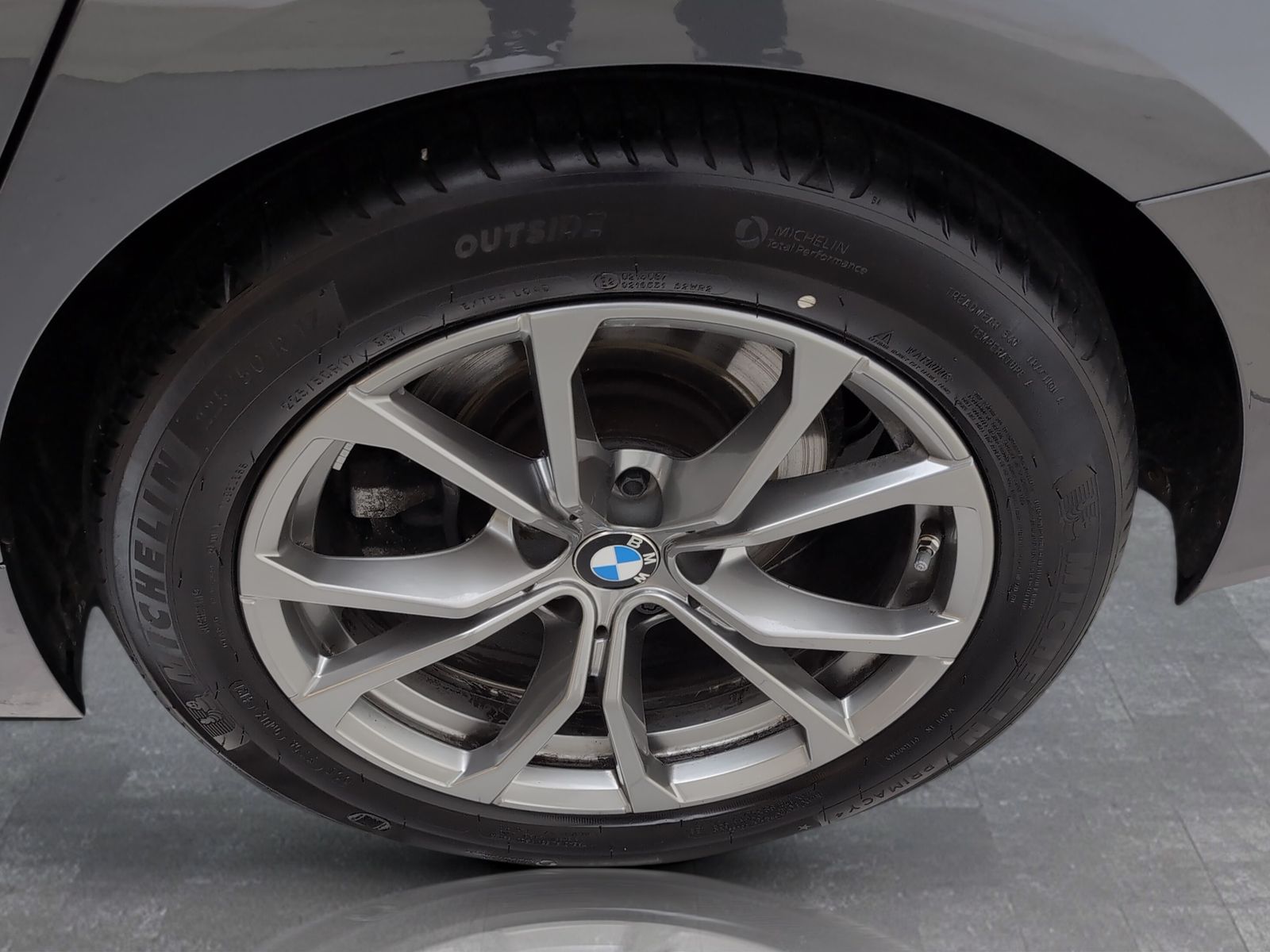 BMW 320i Limousine Sport Line - Samsaru's Car Outlet