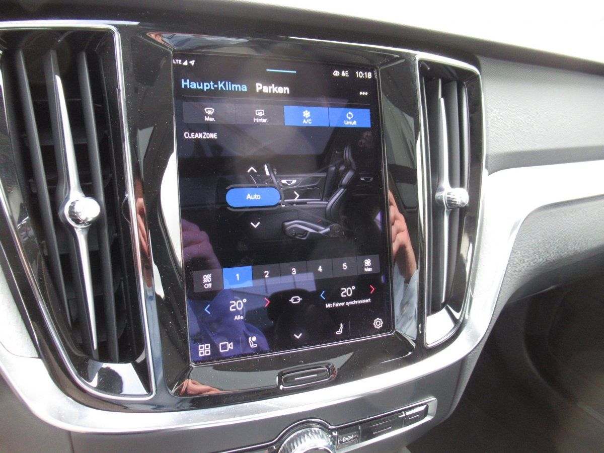 Volvo S60 B4 Benzin Plus Dark Automatik
