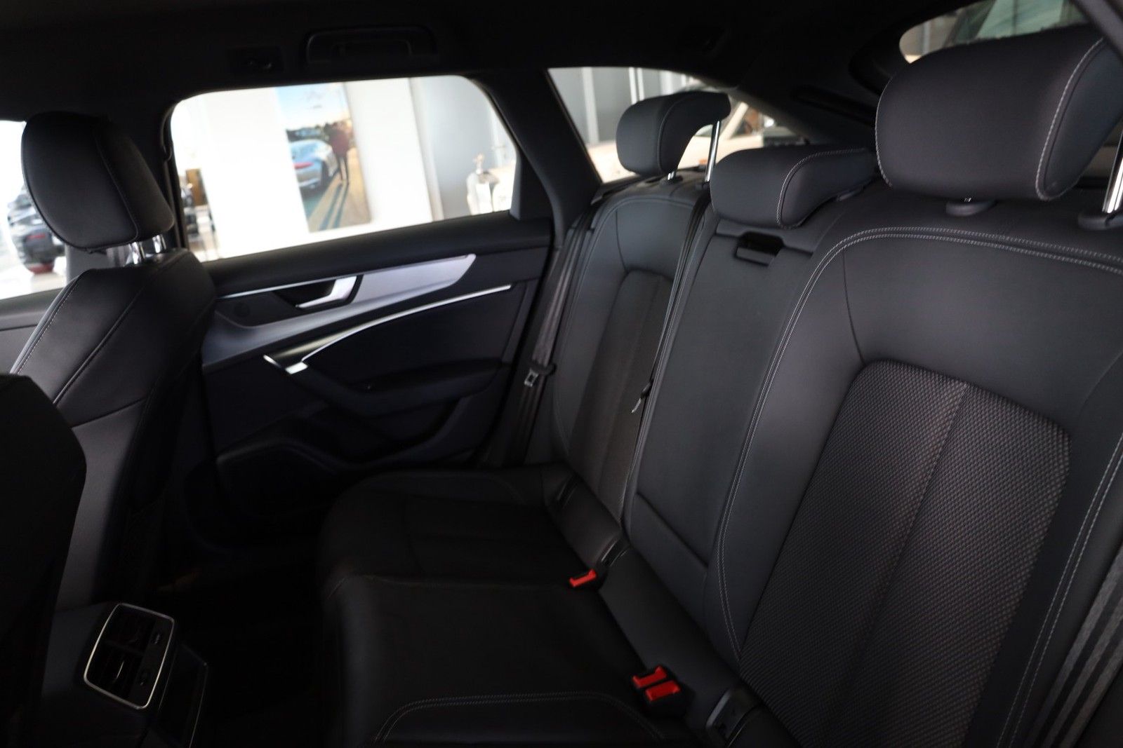Audi A6 Avant 40 TDI quattro S line