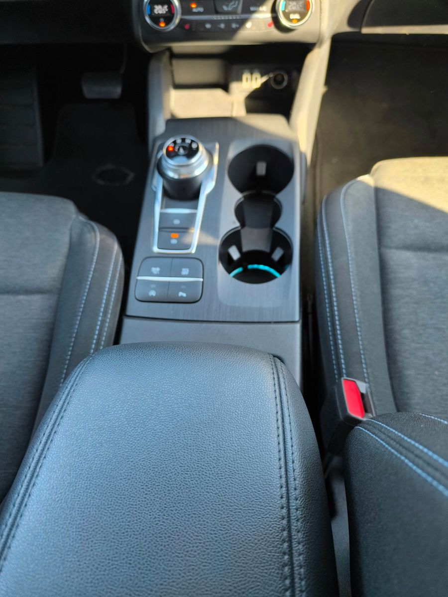 Ford Focus Turnier Active - Samsaru's Car Outlet