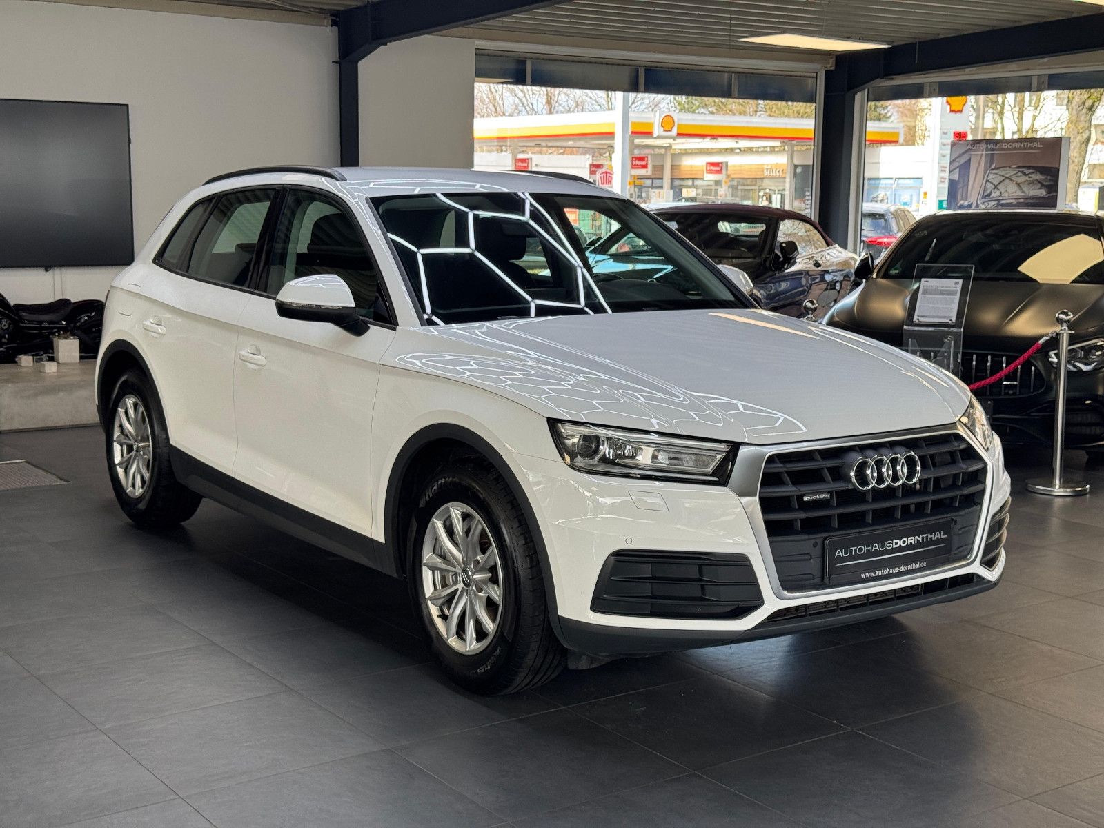 Audi Q5 35 TDI quattro - Samsaru's Car Outlet