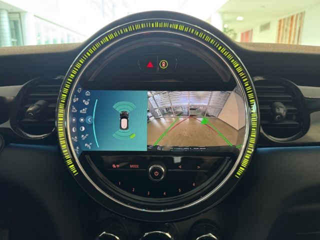 MINI Cooper S - Samsaru's Car Outlet