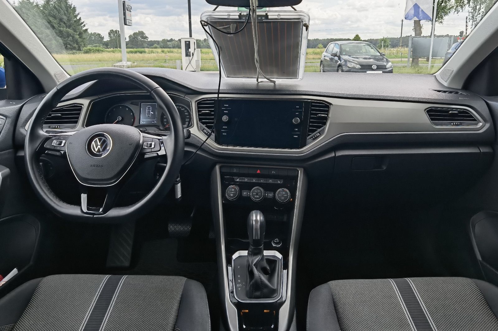Volkswagen T-Roc 1.5TSI ACT DSG Style - Samsaru's Car Outlet