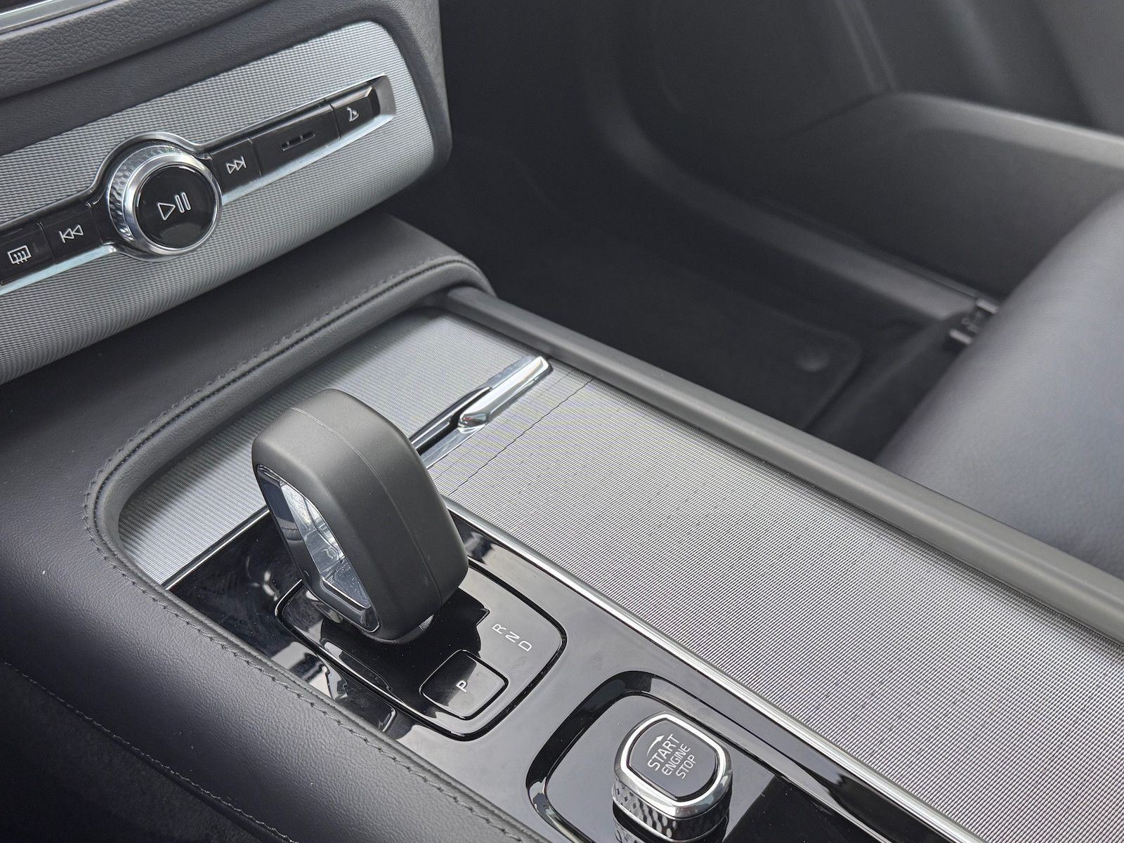 Volvo XC90 B5*Plus Bright*NP 90.810*AHK*Standhzg*Pano