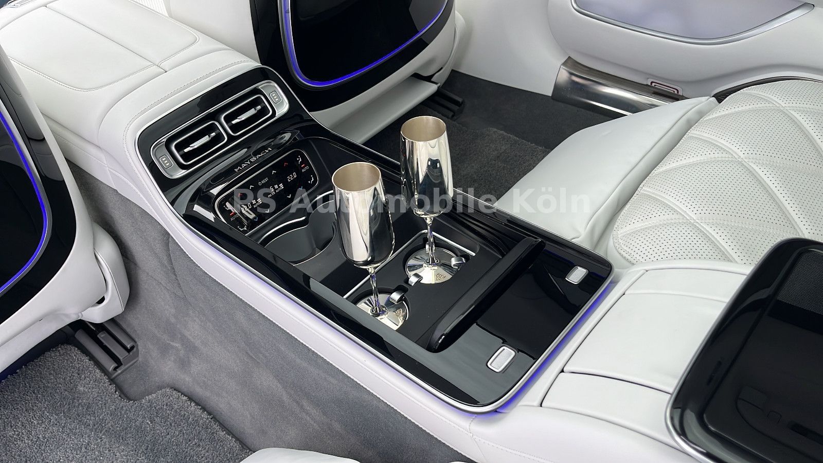 Mercedes-Benz Maybach 680 4M - Samsaru's Car Outlet