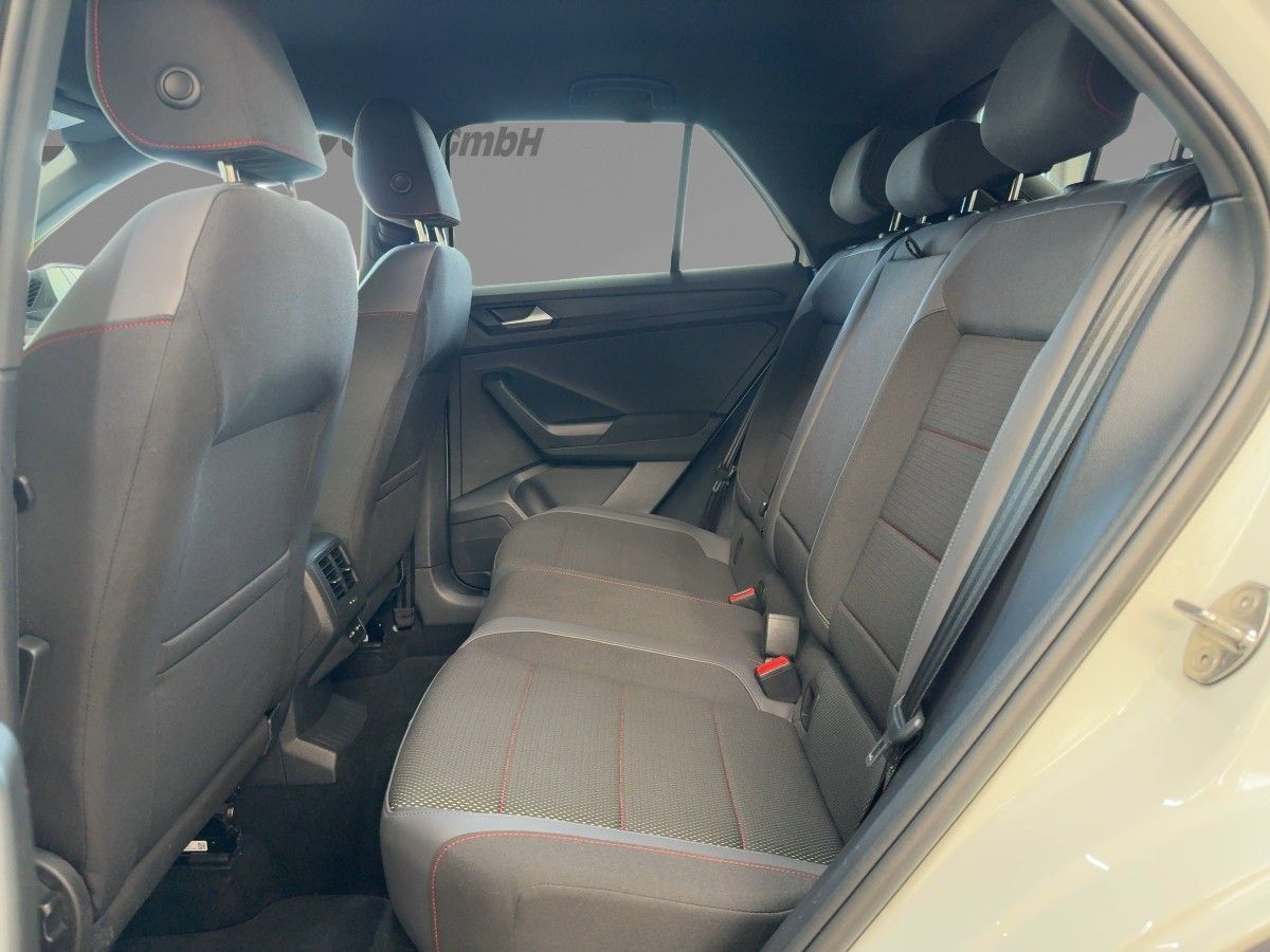 Volkswagen T-Roc 1.5 TSI DSG Sport - Samsaru's Car Outlet