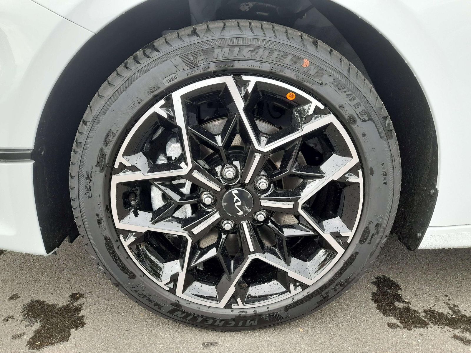 Kia Ceed Nightline 1.0T 48V DCT - Samsaru's Car Outlet