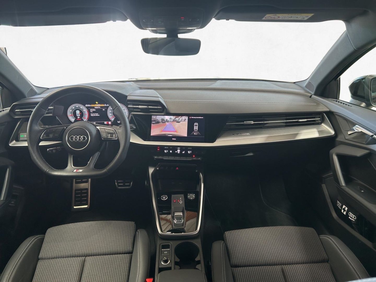 Audi A3 Lim. 40 TFSI quattro S-tronic - Samsaru's Car Outlet