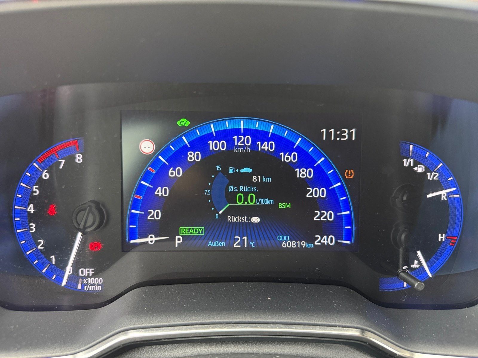 Toyota Corolla 2.0 Hybrid - Samsaru's Car Outlet