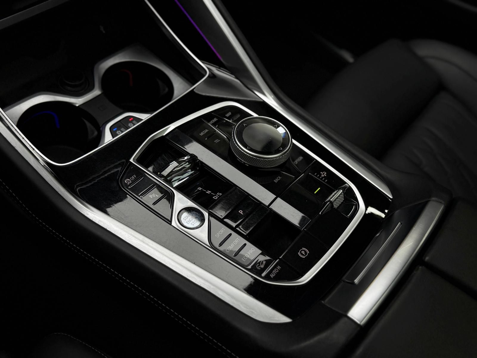 BMW X6 30 d xD M Sport*Pano*SKY*HuD*Luftf*Massage*