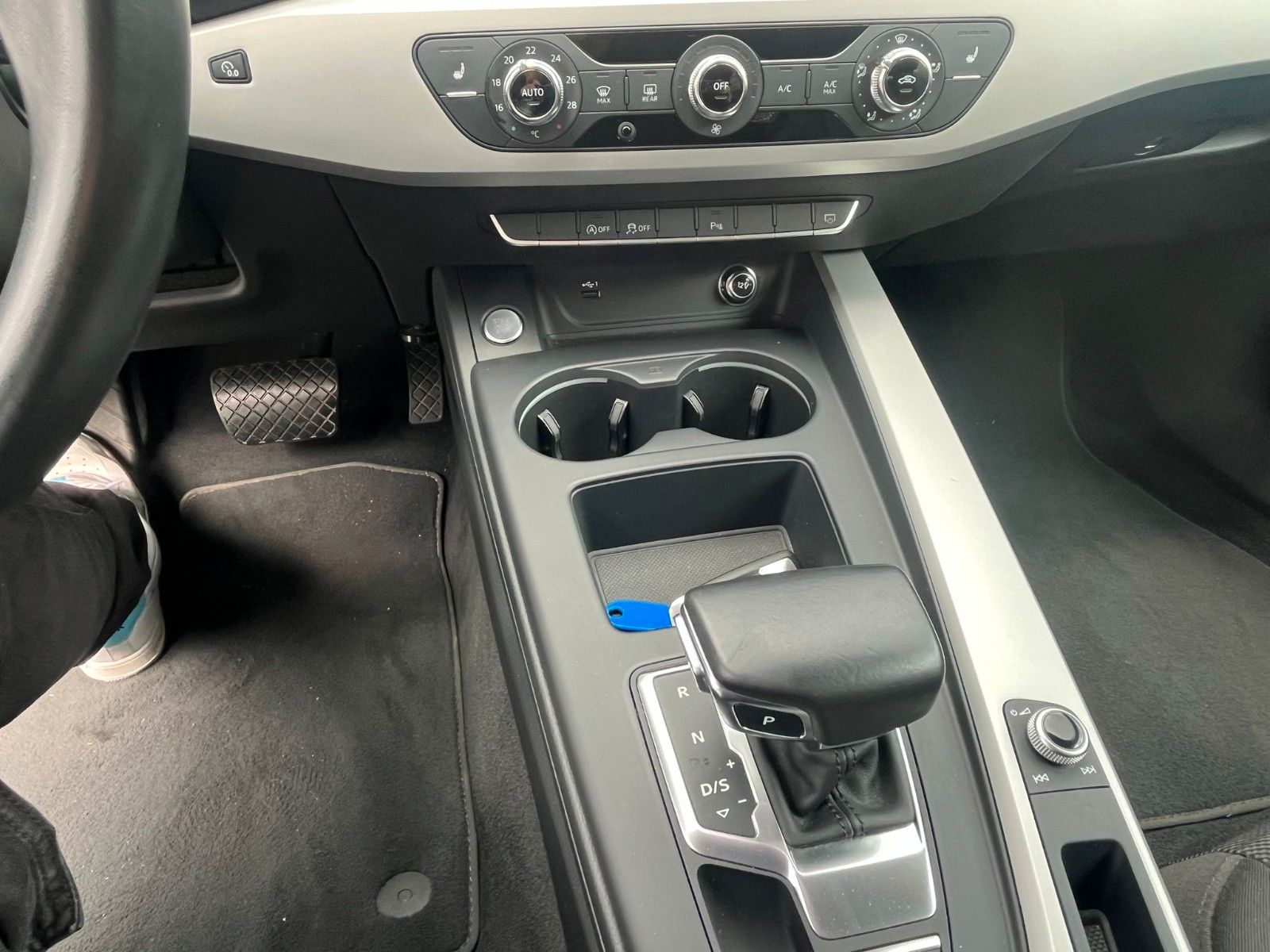 Audi A4 Avant 30 TDI DSG advanced - Samsaru's Car Outlet
