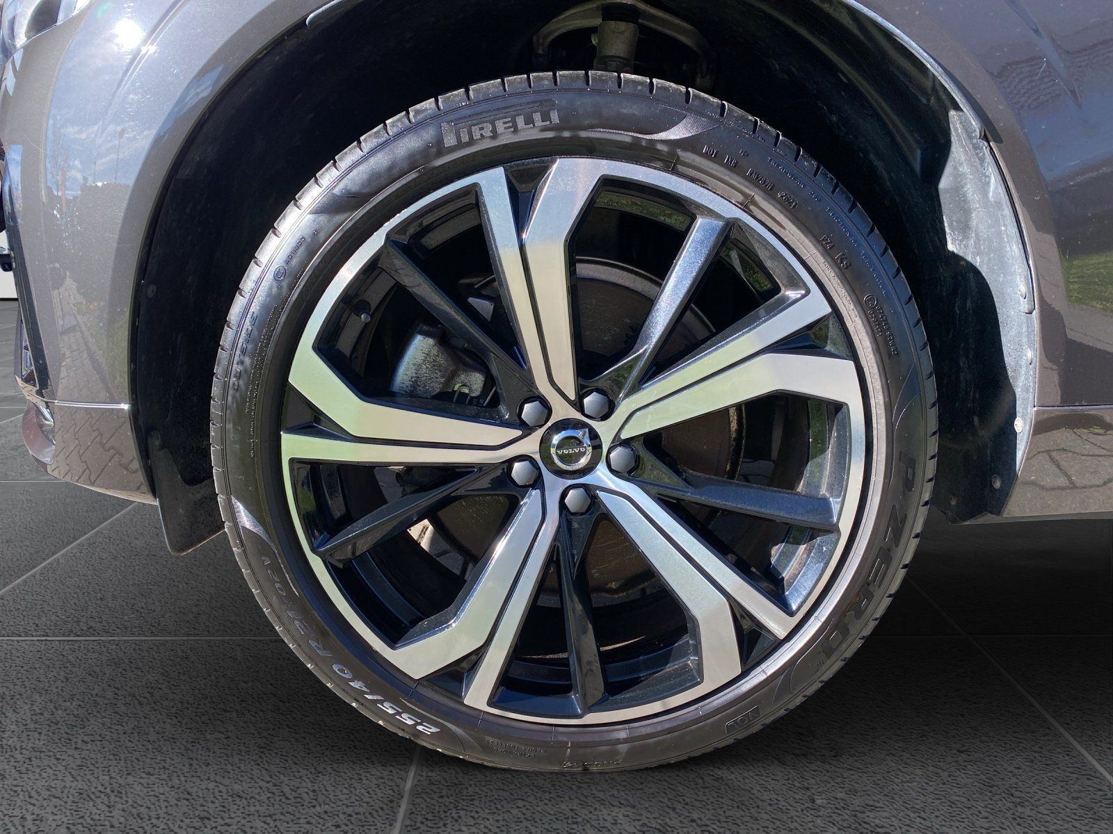 Volvo XC60 R-Design Recharge AHK,Kamera,DAB,Navi