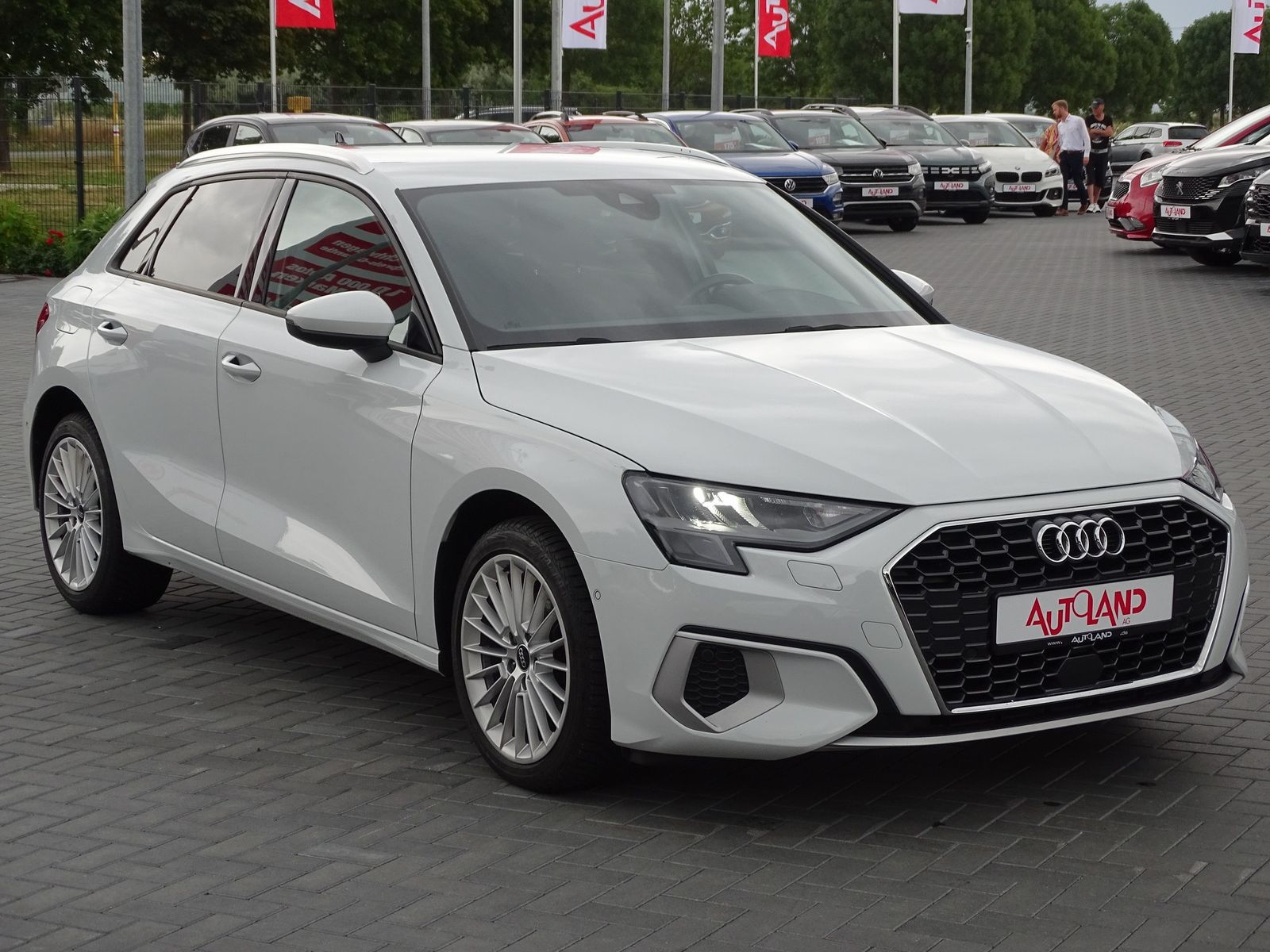 Audi A3 Sportback 35 2.0 TDI - Samsaru's Car Outlet