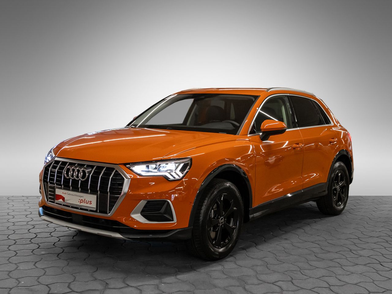Audi Q3 40 TFSI quattro S tronic - Samsaru's Car Outlet