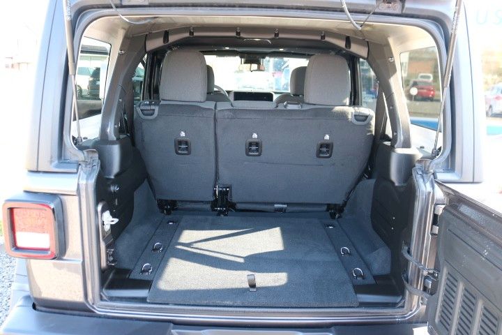 Jeep Wrangler Willys 3.6l VVT 4x4+Audio P.+Top-Zustan