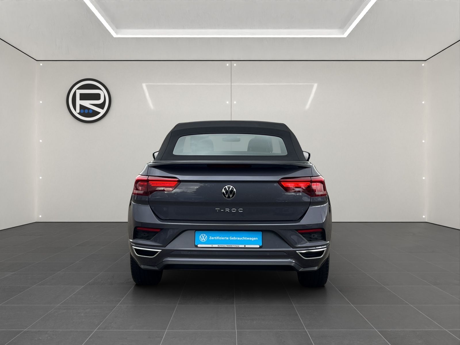 Volkswagen T-Roc R-Line - Samsaru's Car Outlet