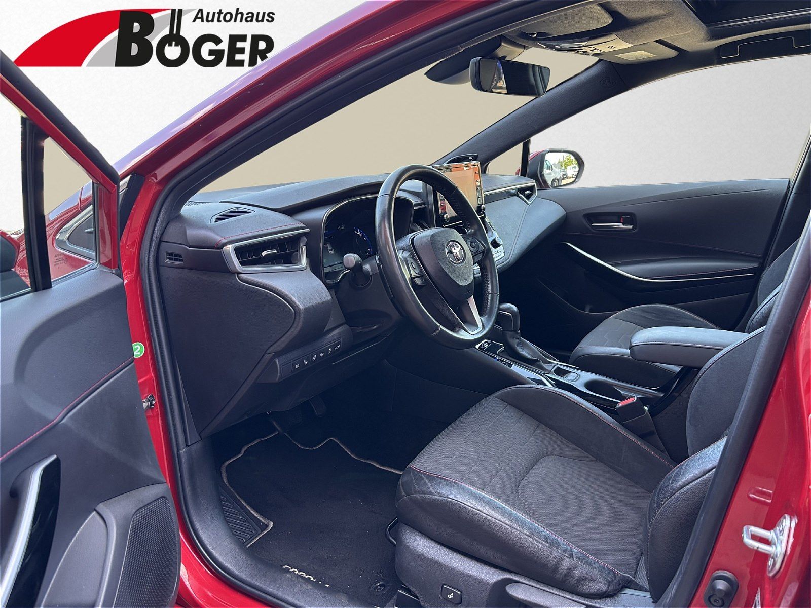 Toyota Corolla Touring Sports Hybrid Lounge - Samsaru's Car Outlet
