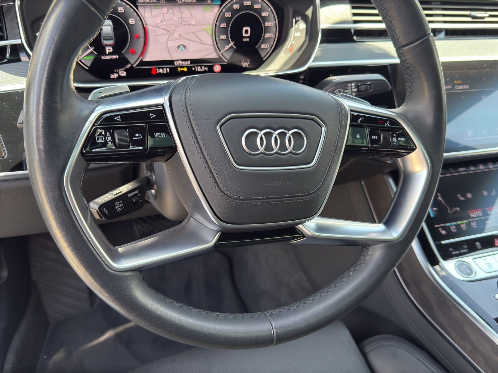 Audi A8 60 TFSIe Q LM20 - Samsaru's Car Outlet