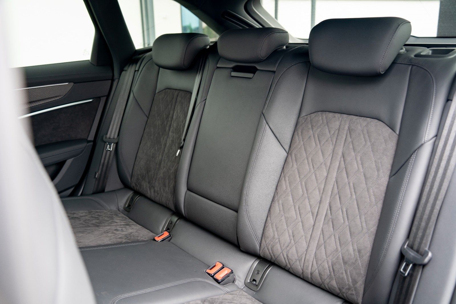 Audi ABT RS6+ Avant 4.0 TFSI quattro / 1 of 25 /