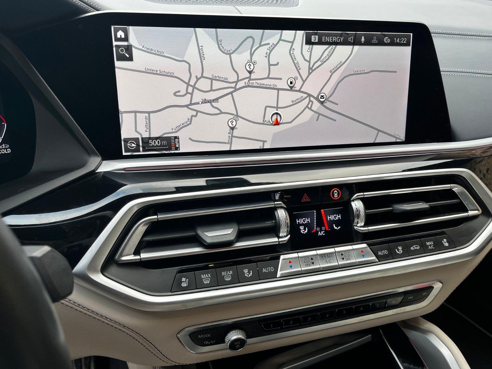 BMW X6 M50i AHK Leder Laser HUD DAProf Standhz