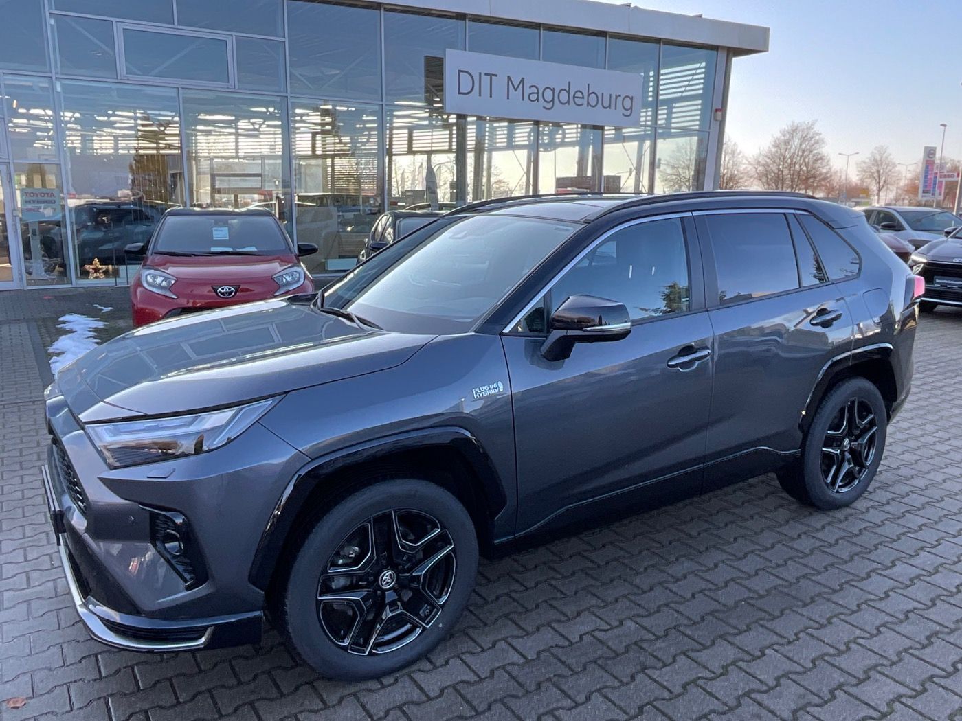 Toyota RAV4 2.5 GR Sport ACC+LED+Navi+Pano+SD+SHZ+360