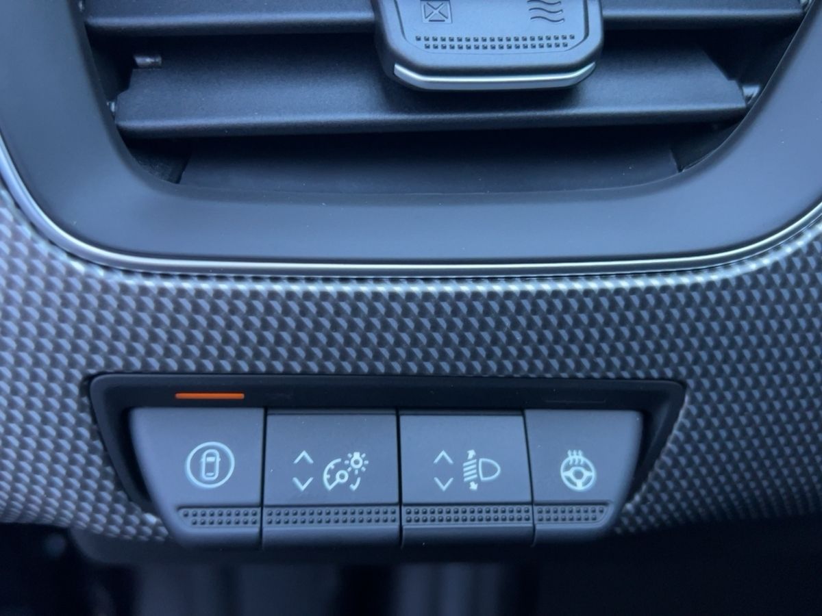 Renault Arkana TECHNO E-Tech Full Hybrid - Samsaru's Car Outlet