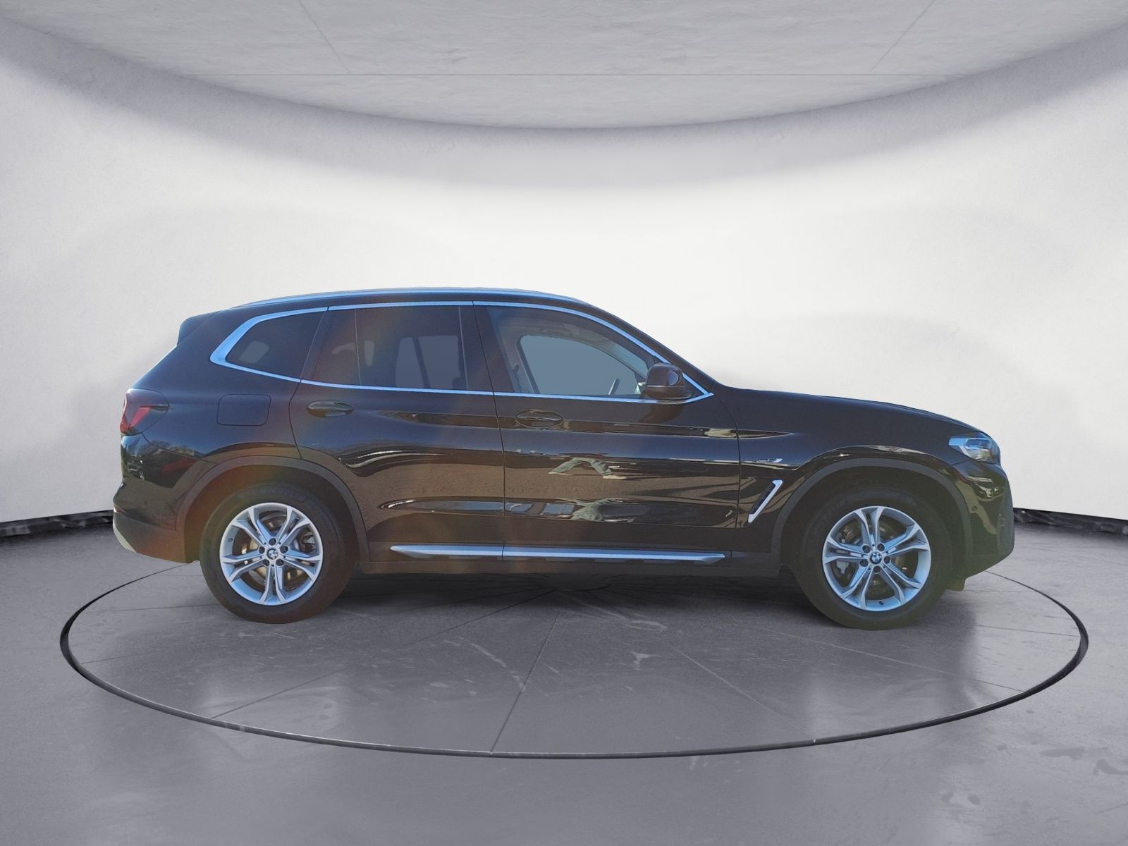 BMW X3 xDrive30e AT - Samsaru's Car Outlet