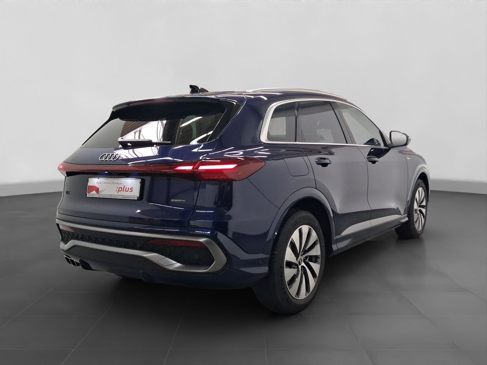 Audi Q5 TDI Q 2x S LINE AHK PANO NAVI+ LUFT