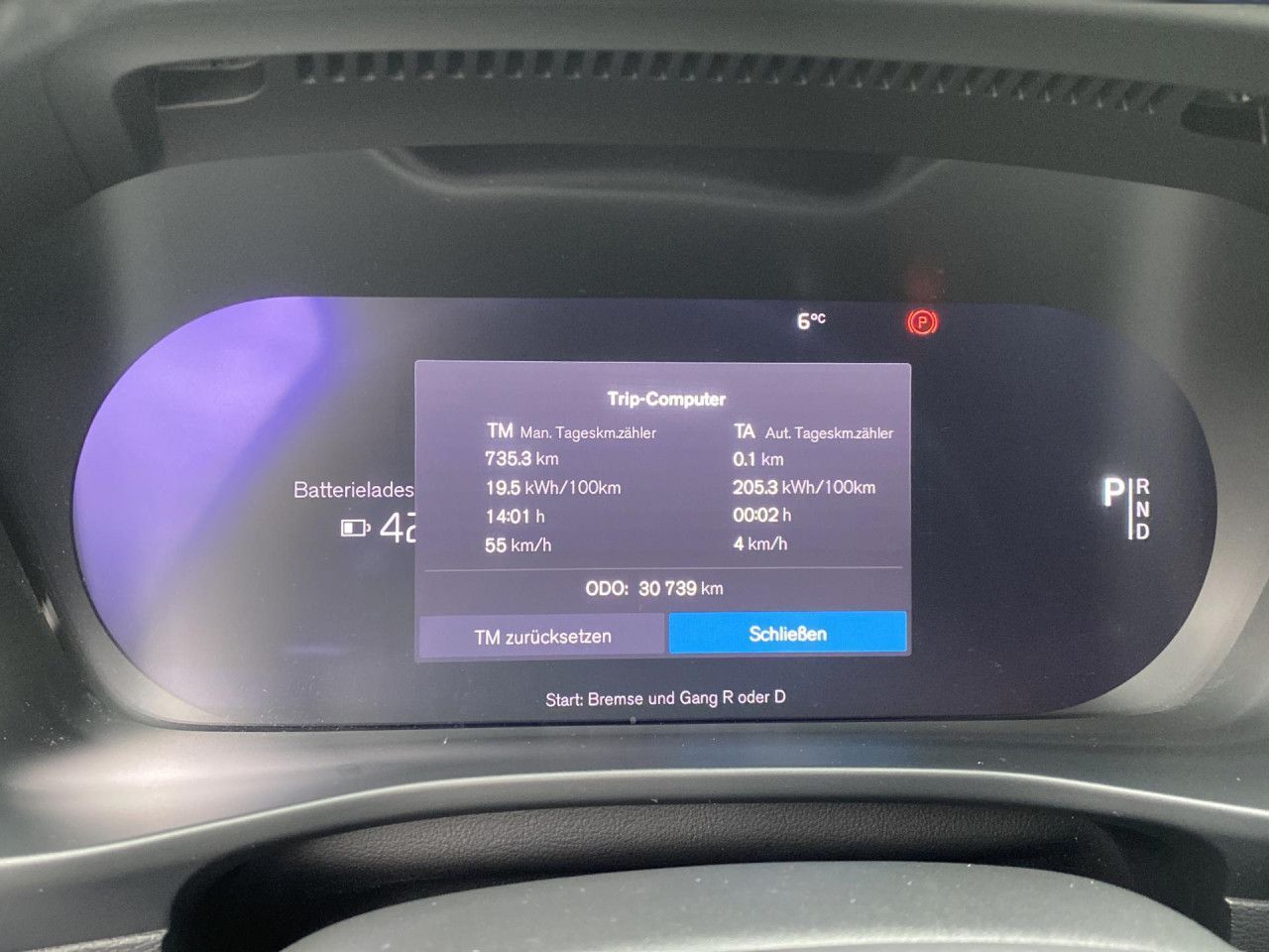 Volvo XC 40 Core Recharge Pure Electric 2WD Bluetooth
