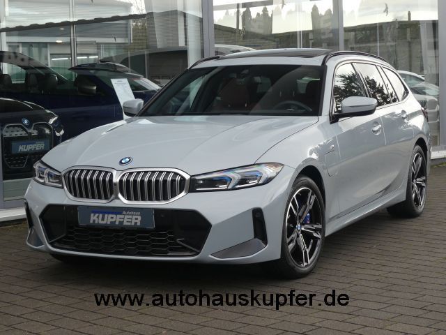 BMW 330 e Tour M Sportp Pano°Ad.LED°AHK°el.Sitze°18"
