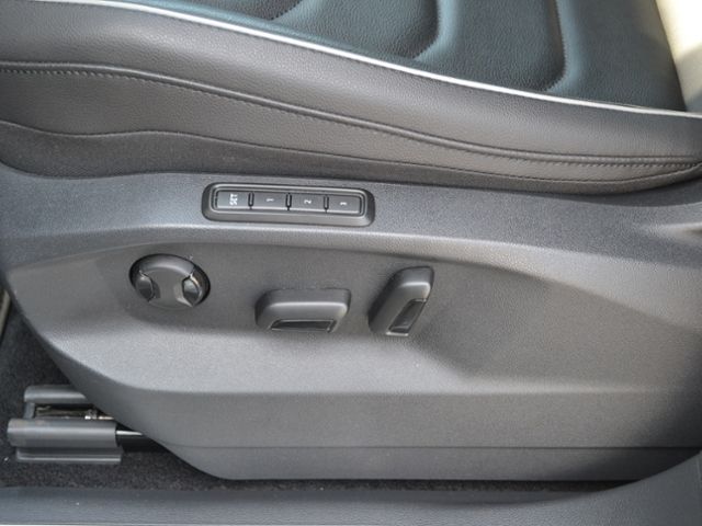 Volkswagen Tiguan 1.4 TSI eHybrid Elegance - Samsaru's Car Outlet