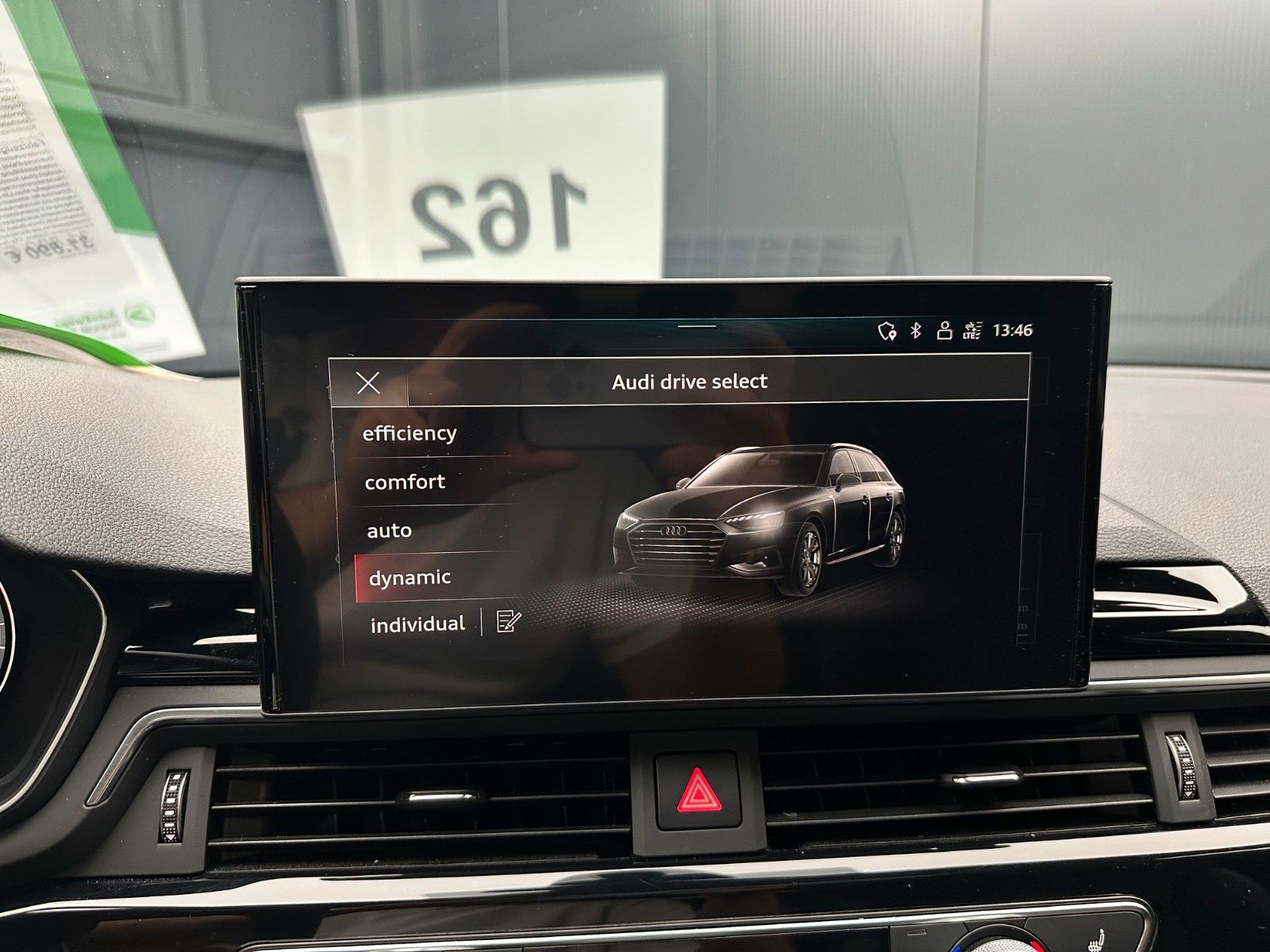 Audi A4 Avant 40 TDI quattro S-Line *PANORAMA*Matrix*