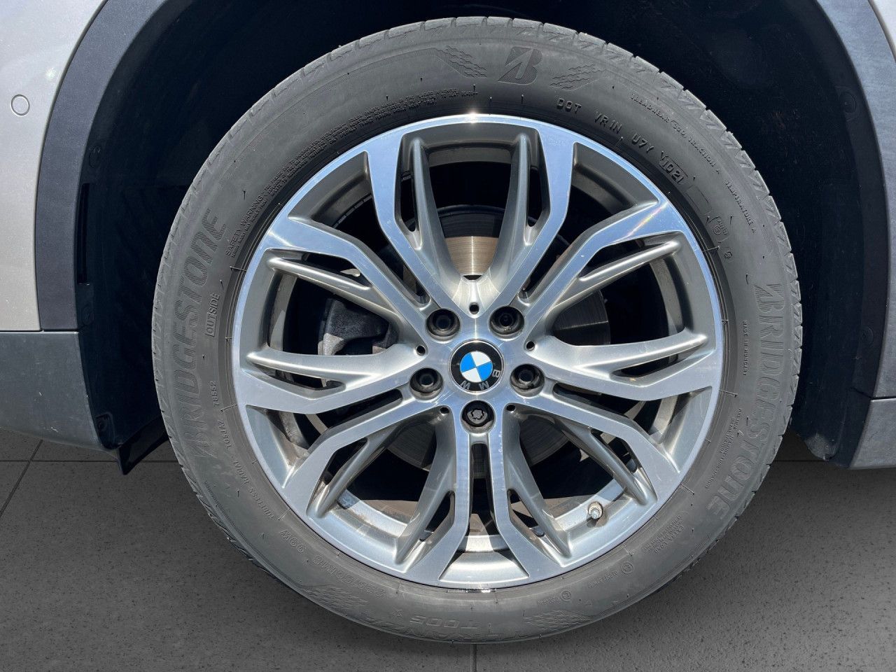 BMW X1 xDrive18d - Samsaru's Car Outlet