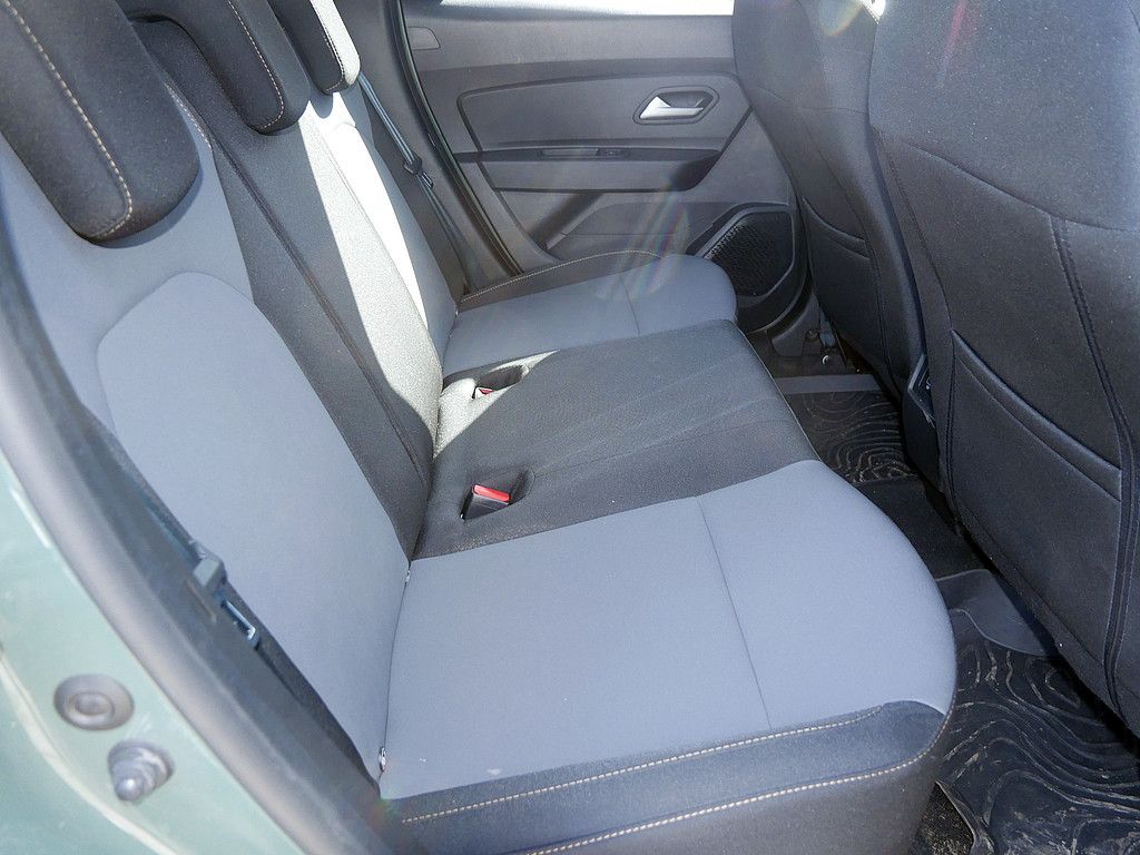 Dacia Duster Extreme TCe 130 2WD - Samsaru's Car Outlet