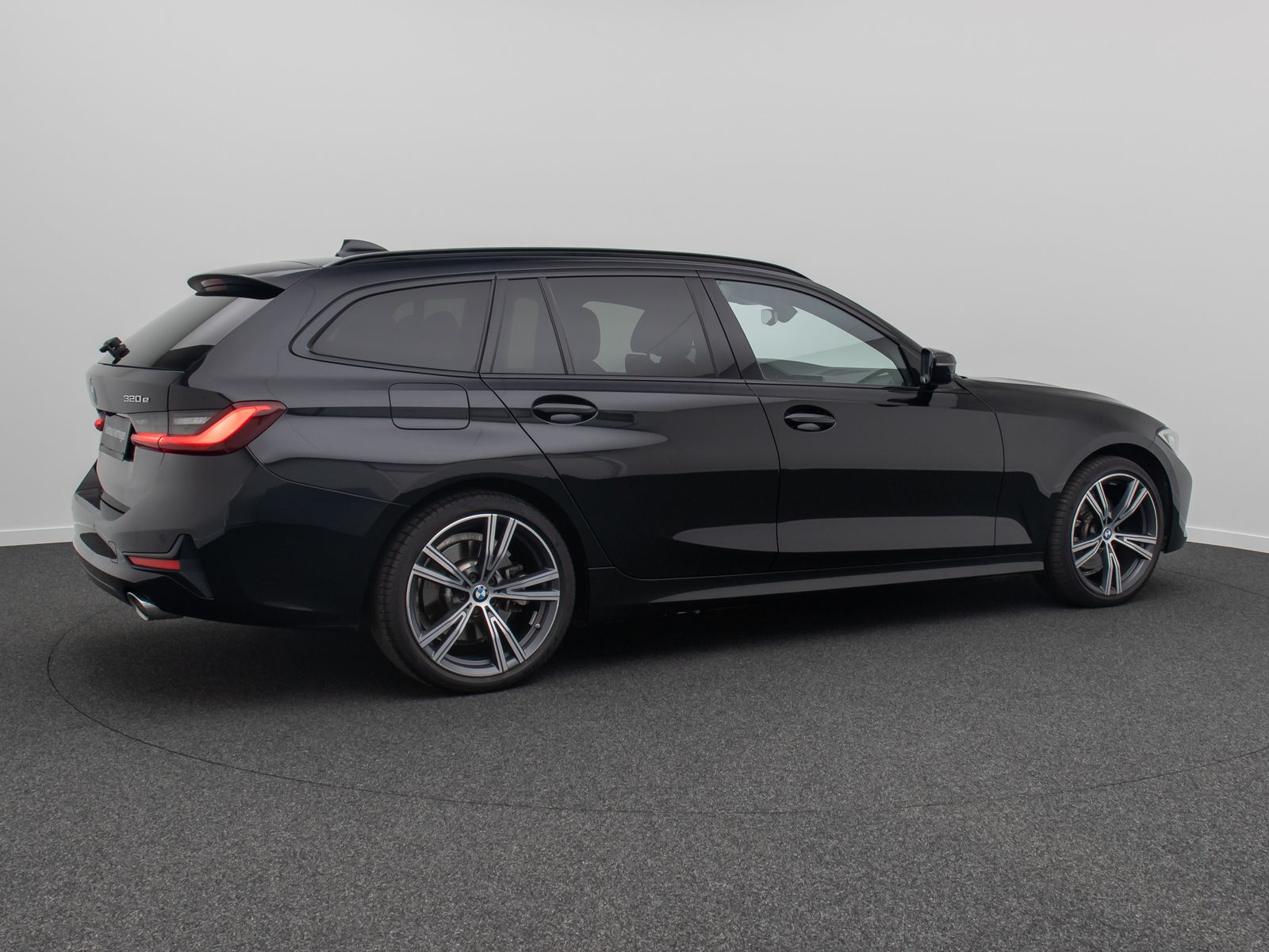 BMW 320e xD Sport Line - Samsaru's Car Outlet