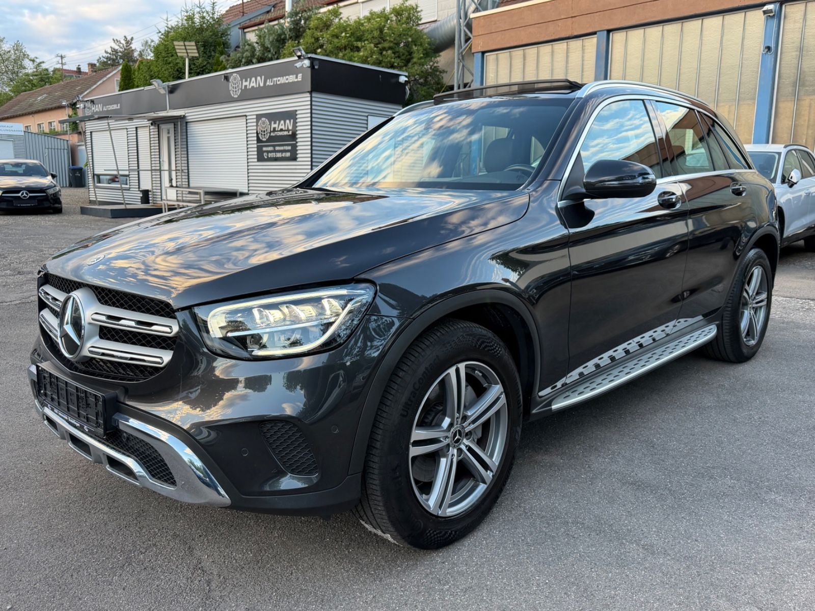 Mercedes-Benz GLC 300 d 4Matic *Exclusive+Head-up+Pano+AHK*