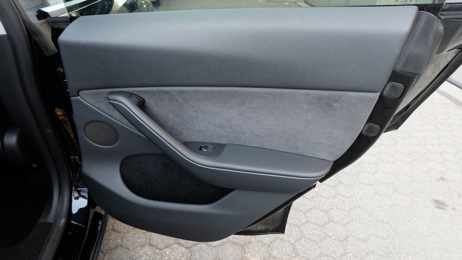 Tesla Model Y Performance Dual Motor AWD, HW4, LM 21"