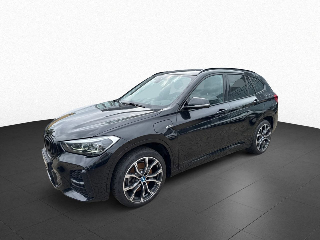 BMW X1 xDr25e M SPORT - Samsaru's Car Outlet